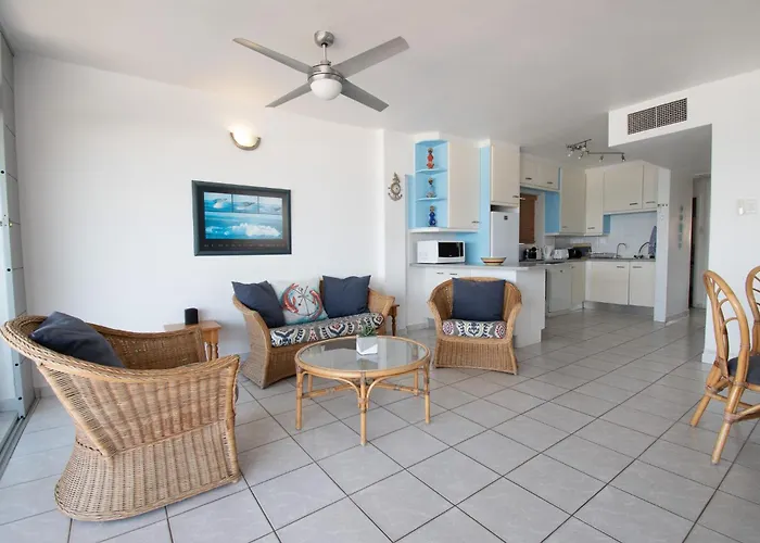 17 Bronze Bay Umhlanga Rocks Beachfront Ocean Views