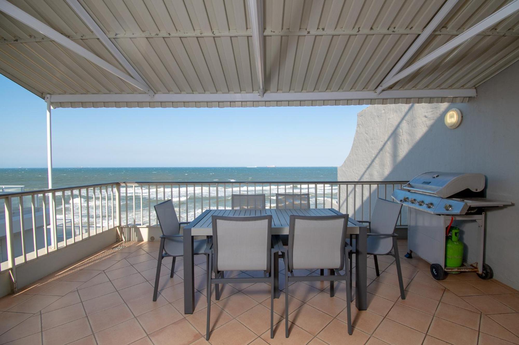 Apartment 17 Bronze Bay Umhlanga Rocks Beachfront Ocean Views Durban