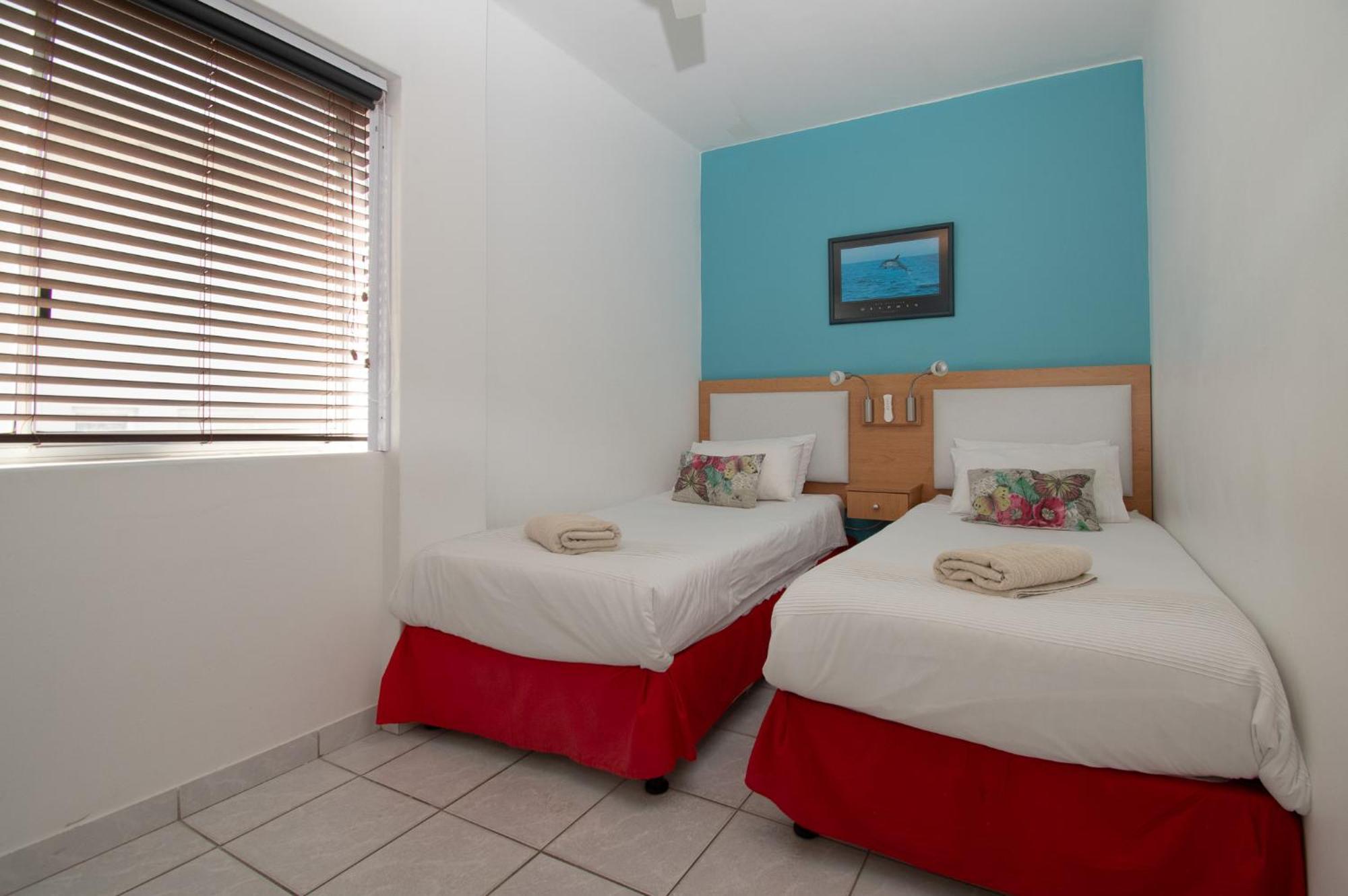 17 Bronze Bay Umhlanga Rocks Beachfront Ocean Views Apartment